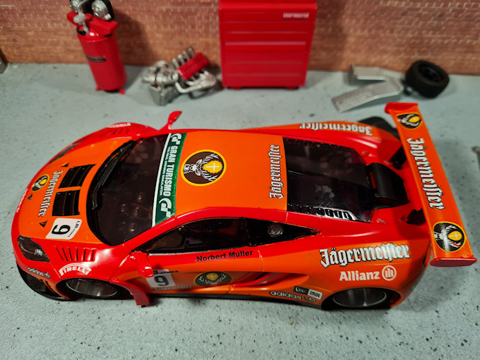 McLaren MC12 GT3